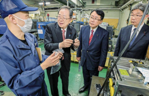 (トランプ関税)中小企業支援、最大限に／資金繰り、相談など対策手厚く／東京・大田区で斉藤代表、かつまた都議が調査